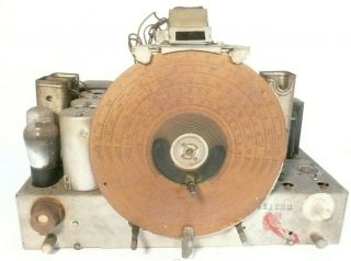 Vintage Philco 116 Console Radio: Chassis W/ 9 Tubes - Good Graphic