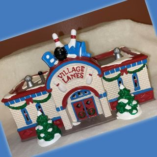 Dept.  56 Snow Village Village Lanes Bowling Alley Lighted Christmas House
