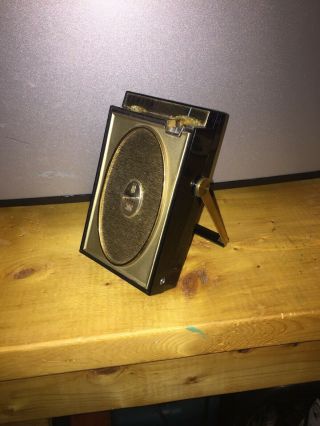 1950s/60s Vintage Zenith Deluxe Royal 500 8 Transistor Am Radio With Stand