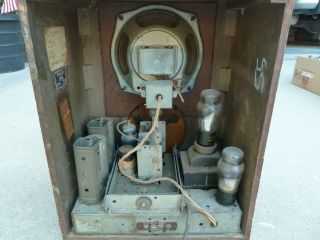 ANTIQUE 1937 PHILCO TUBE RADIO MODEL 37 - 61 PARTS OR RESTORE 3