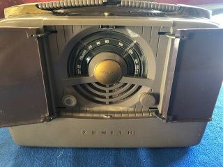 Vintage Zenith 6G801 Y Portable Tube Radio 6E40 Chassis Universal Pop Open Up 2