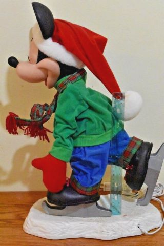 Vintage Holiday Animation Ice Skating Mickey Mouse Disney 1998 (- No Box)
