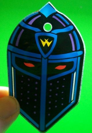 Black Knight 2000 Pinball Key Chain Plastic Promo Knights Head Red Eyes