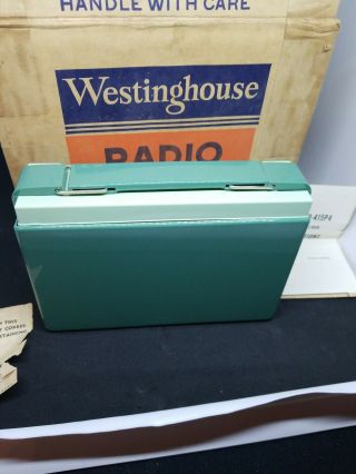 Westinghouse Mid Century Green AM Tube Radio W/Handle H - 414p4 or H - 415p4 3