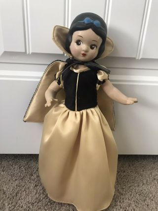 Knickerbocker Disney Snow White Composition Doll