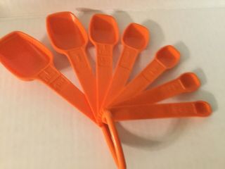 Tupperware Tangerine Orange Measuring Spoons,  Holding Ring Complete - 8 Piece Set