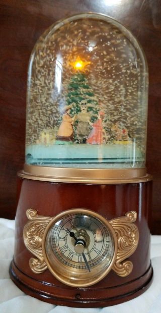 Holiday Time Vintage 2003 Mr Christmas Musical Snow Globe With Clock 9 " No Box