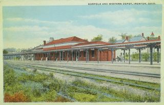 C.  1905 - 10 Norfolk And Western Depot,  Ironton,  Ohio.  Vintage Postcard P69