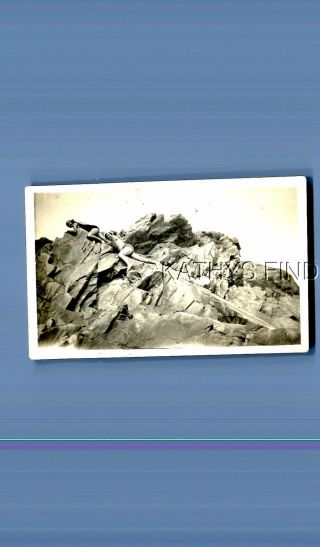 Found Vintage Photo G,  8913 Pretty Women In Swimsuits Posed Laying On Rocks