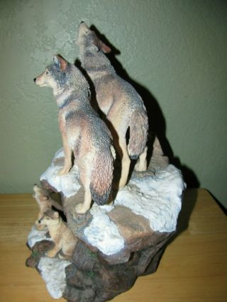 Danbury WILDERNESS CALL NICK BIBBY Figurine Spirit of the Wolf statue 3