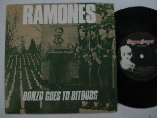Ramones Bonzo Goes To Bitburg / Daytime Dilemma 45 7 " Single 1985 Uk Ex