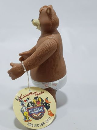 Baby Bear Junyer Figure Warner Bros.  Studio Store Looney Tunes Bugs Bunny 1994 2