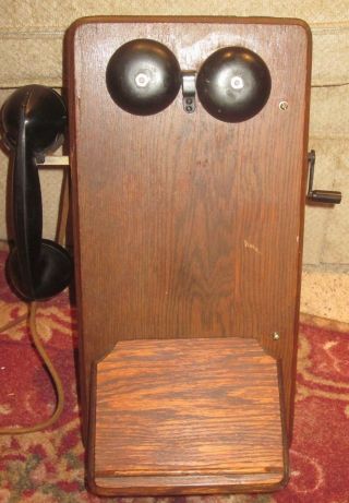 Leich Oak Wood Wall Magneto Telephone.
