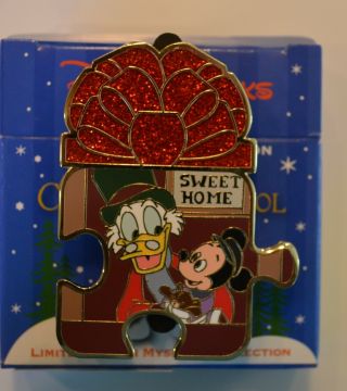 Disney ' s Christmas Carol Character Connection Trading Pin - Scrooge & Tiny Tim 3