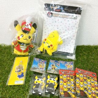 Japan Anime Pokemon Pikachu Mascot Plush Doll Strap Charm Rubber Key Holder Y40