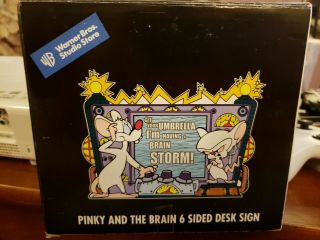 2000 Rare Pinky And The Brain 6 Sided Desk Sign Nib