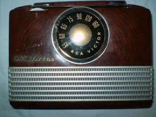 Rca Victor Tube Am Radio Model B - 411 Portable 8x6 " 1950 