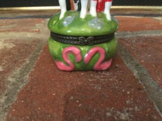VTG Alice In Wonderland Painting The Roses Red Playing Cards Trinket Box 3