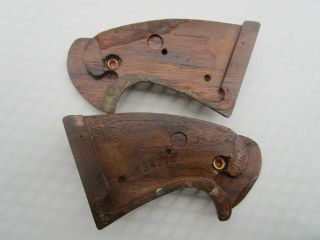 Factory Vintage walnut Grips for Colt Python with screw 2