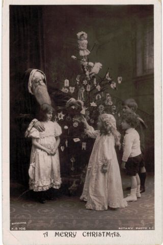 Christmas Rppc Fine Santa & Group Of Children 1910