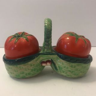 Vintage Ceramic Tomatoes Salt & Pepper Shakers Tomato Shaker Set In Basket Japan