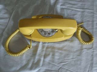 Vintage Yellow " Princess " Rotary Phone 1970 
