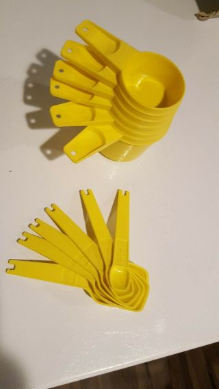 Vintage Tupperware Yellow Measuring Spoons And Cups - Twelve (12) Piece Set