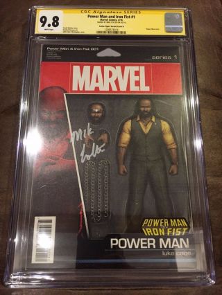 Power Man & Iron Fist 1 Cgc 9.  8 Signed Mike Colter Action Figure (jtc) Variant