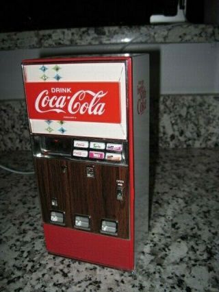 Vintage 1996 Drink Coca - Cola Vending Machine Coin Bank Plays Music