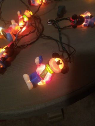 Disney Mickey Mouse,  Minnie Mouse,  Goofy,  And Donald Duck Christmas Lights