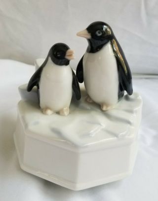 Otagiri Music Box - Mama Penguin And Baby
