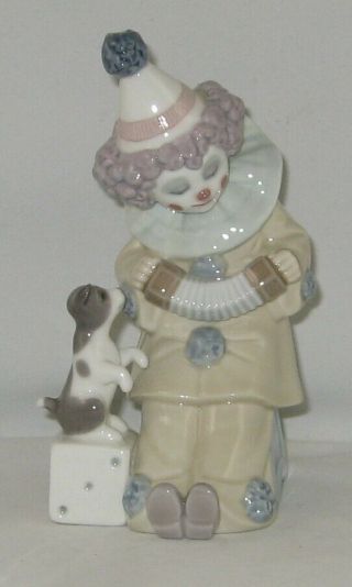 Lladro Clown Figurine 5279 " Pierrot With Concertina " W/orig Box / Retired 2007