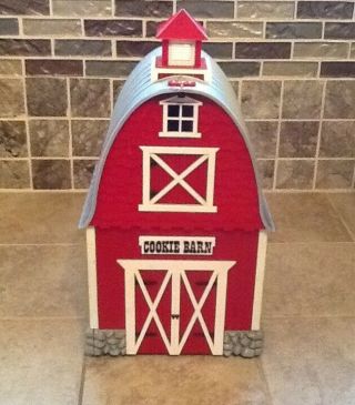 Cookie Jar Barn Plays Green Acres Theme Song