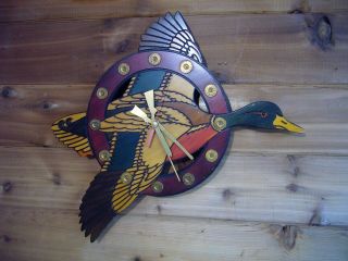 Vtg Kienzle Movement Wooden Carved Flying Duck Wall Clock Hunting Remington 12ga