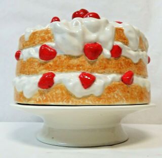 Vintage 1980 ' s Strawberry Shortcake Pedestal Covered Cake Plate Dome 2