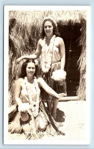 Honolulu,  Hi - C1940s View Of Hula Girls - Pretty Native Women - Rppc - S4