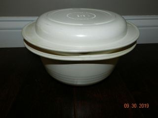 Tupperware Ultra 21 Microwave Bowl And Lid 1725 1724 3/4 Qt.  3 Qt.
