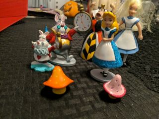 5 Pvc Figurines From Disney 