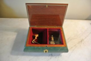 Reuge Italy Hand - Crafted Green Wood Jewelry Music Box Inlaid Sorrento w/ Key 2