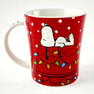 Christmas Lights Snoopy Peanuts Doghouse Peace On Earth Red White Peanuts Mug