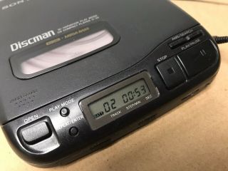 Vintage Sony Discman D - 34 Mega Bass Disc Player CD Walkman AC Adapter,  Case - logic 3