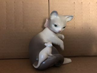 Lladro Cat And Mouse Figurine