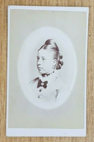 Victorian Carde De Visite Cdv Woman J.  C.  Quilter Colchester 1874