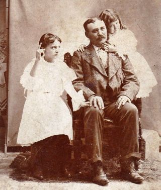 Beloved Father - Unusual Family Portrait - 1890s Cabinet Photo - Vergennes,  Il