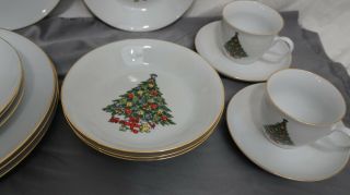 Vtg 89 JAMESTOWN Christmas Treasure 20Pc Porcelain DINNER SET Serv/4 w GOLD TRIM 3