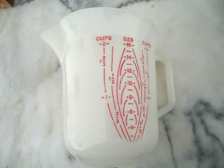Vintage Tupperware Measuring Cup,  2 Cup Size 134 - 6 2