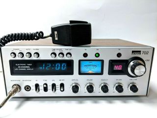Vtg Montgomery Ward 702 40 Channel Cb Radio Base Station W/ Microphone Powers On