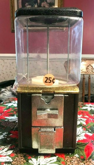 Ashland Candy/gumball/capsule Machine - 25 Cent Vend Plastic Globe