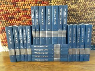 Vintage 1987 The World Book Encyclopedia Complete Set 22 Volumes