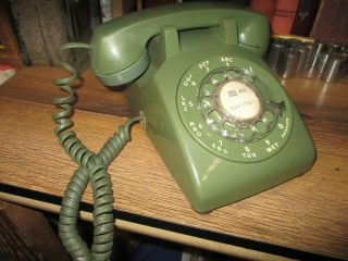Green Rotary Dial Desk Telephone Avocado Itt Bell Retro Western Electric Pastel